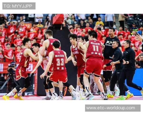 辽篮对阵四川的精彩对决揭示了CBA季后赛的激烈竞争与球队实力的较量